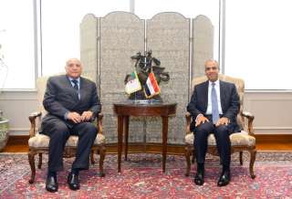 وزير الخارجية يستقبل نظيره الجزائري بالقاهرة ويبحثان تعزيز العلاقات الثنائية والتطورات الإقليمية |صور