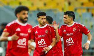 خلافات مالية بين الأهلي وفان بوميل