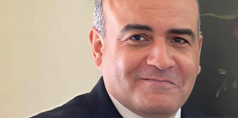 السفير حاتم عبد القادر