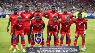 الفيفا يُجبر منتخب هايتي على تغيير قميصه قبل انطلاق كأس العالم