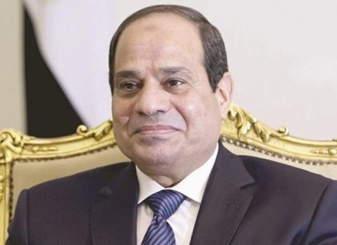 السيسي يشاهد عرضا جويا للطائرات المشاركة في مكافحة الإرهاب وتأمين قناة السويس