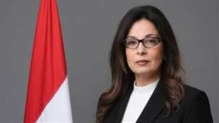 مستمرة في أداء مهامها، مصادر تنفي اعتزام وزيرة الثقافة تقديم استقالتها