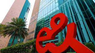 بـ5.95 مليار دولار.. إي آند الإماراتية تبيع كامل حصتها في فودافون