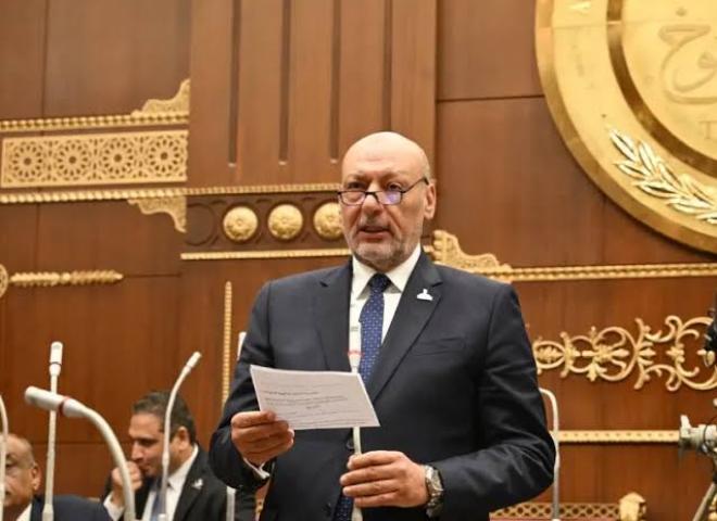حزب «المصريين»: تكريم الرئيس السيسي للمنتخب الوطني يؤكد أن الدولة لا تنسى أصحاب الإنجازات ويؤسس لجيل جديد من الأبطال