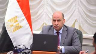 وزير العمل يبحث مع اتحاد المستثمرين توفير العمالة الماهرة للمناطق الصناعية