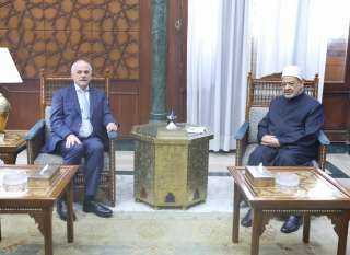 شيخ الأزهر: العالم يشهد اضطرابًا وتراجعًا في الالتزام بالقوانين والأعراف الدولية