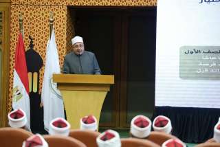 «البكالوريا الأزهرية» تخفف العبء الدراسي.. 6 مواد أقل للعلمي و5 للأدبي