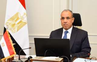 وزير الخارجية يلتقي الموظفين المصريين العاملين بالاتحاد الإفريقي| صور