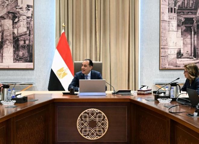 رئيس الوزراء يستعرض محاور جلستي حوار بشأن رعاية الموهوبين وإتاحة الفرص للشباب لصناعة التأثير