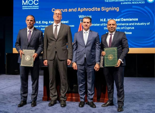 توقيع اتفاقية استكمال الأطر المالية لربط حقل أفروديت للغاز بالبنية التحتية المصرية