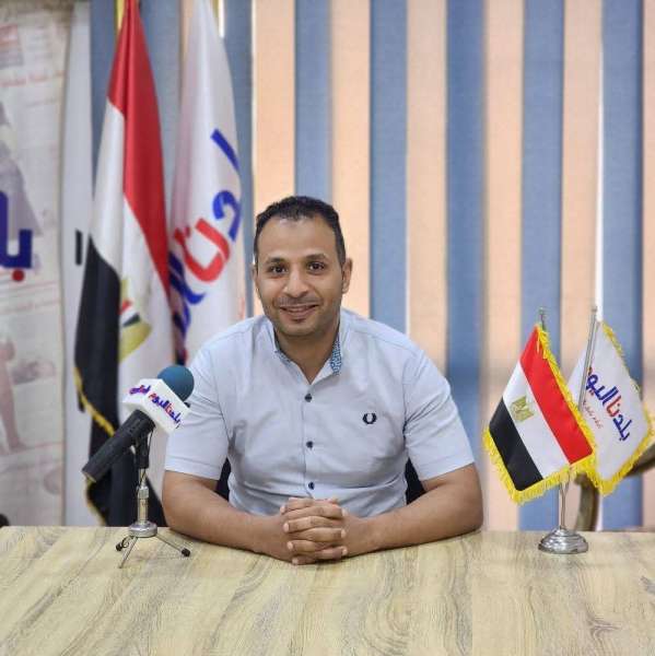 الكاتب الصحفي محمود حاحا