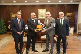 السفير علاء يوسف: هيئة الاستعلامات تفتح أبوابها للشباب لبناء الوعي والتأهيل لسوق العمل| صور